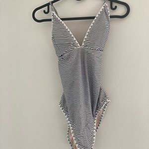 Cupshe striped one-peice bathing suit